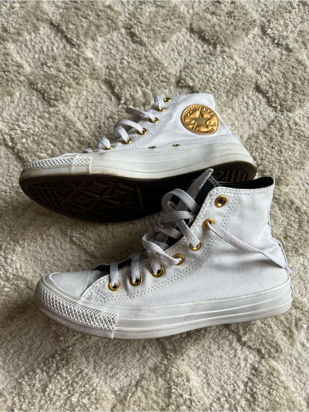Converse high tops ✨